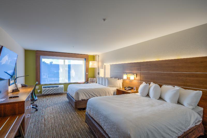 Holiday Inn Express & Suite Milroy - Reedsville Eksteriør bilde